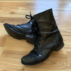 Steve Madden Troopa boots, size 8